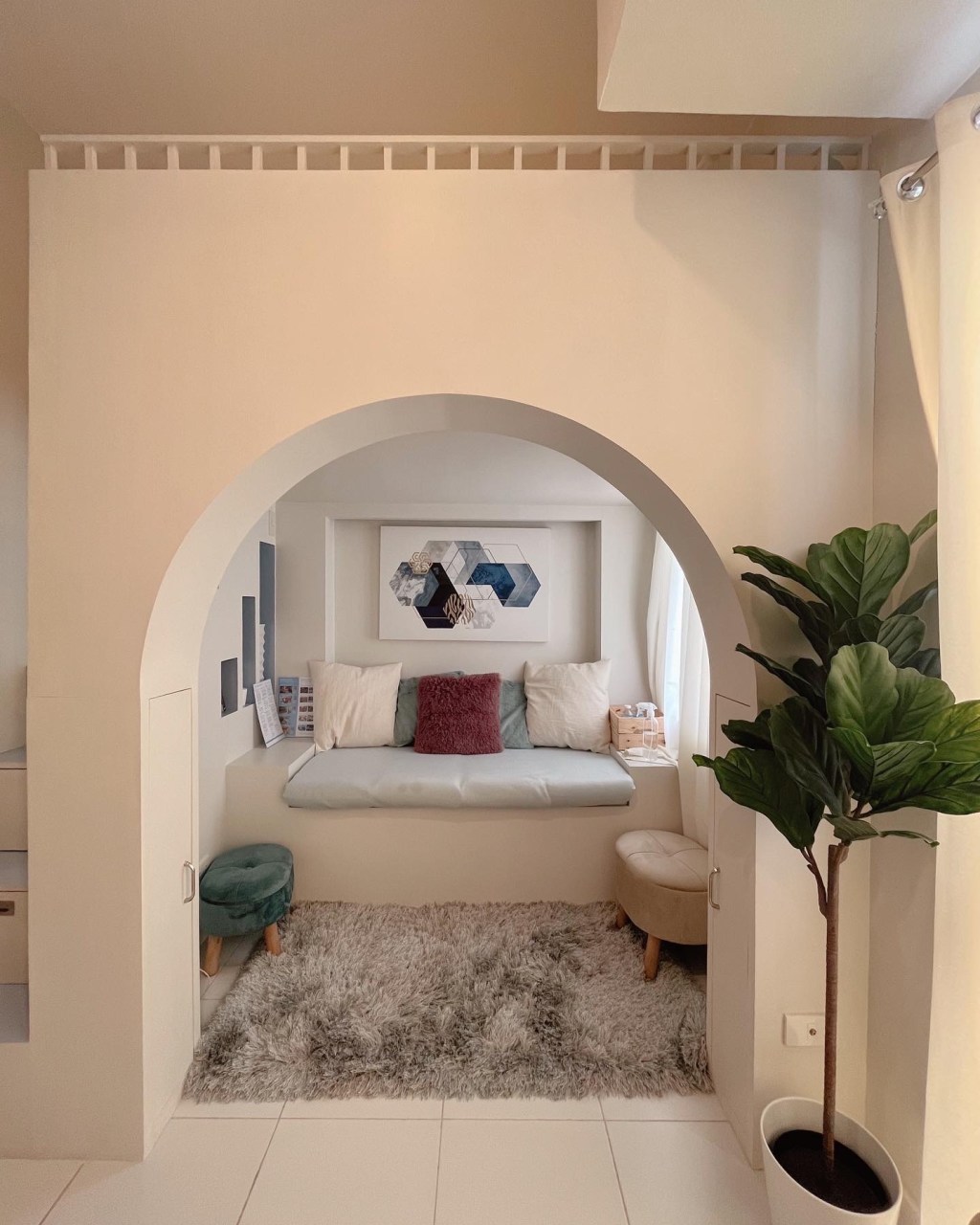 Santorini Vibes in Tagaytay: Discovering The Greek&nbsp;Pod